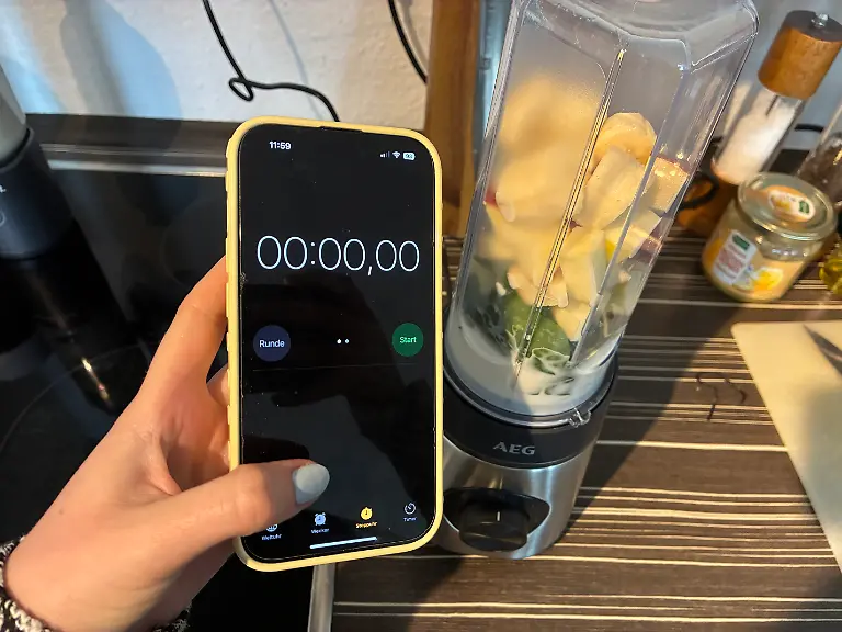 Wir stoppen die Zeit beim Mixen